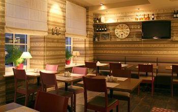 Algirdas Hotel 4*